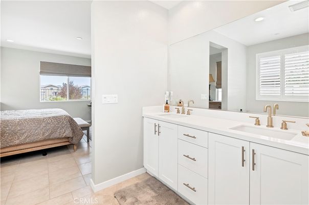 Bathroom, Bedroom, Dual Sink Vanities, Interior, Recessed Lighting