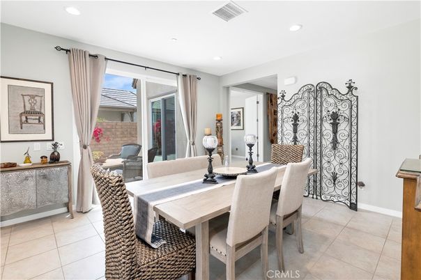 Dining room, Interior, Recessed Lighting