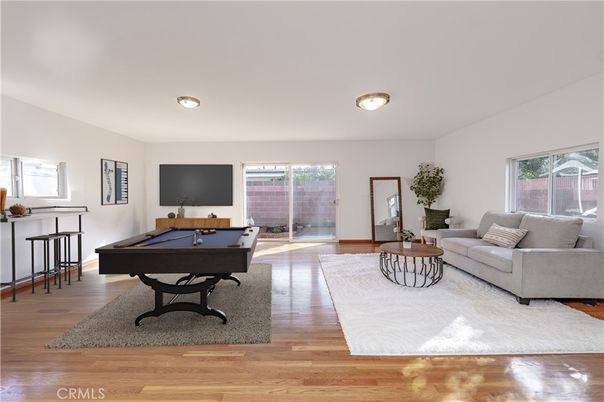 Billiard Table, Game Room, Interior, Living room, Wood Texture Flooring