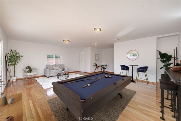 Billiard Table, Game Room, Interior, Wood Texture Flooring