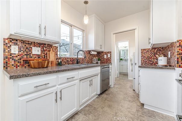 Interior, Kitchen, Pendant Lights