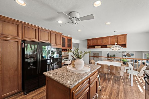 Dining room, Interior, Kitchen, Pendant Lights, Recessed Lighting, Wood Texture Flooring