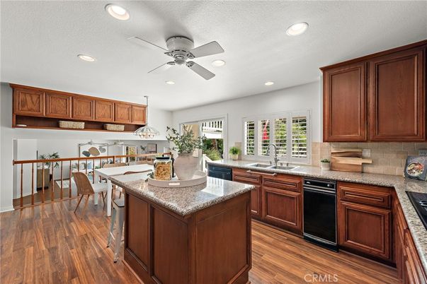 Dining room, Interior, Kitchen, Recessed Lighting, Wood Texture Flooring