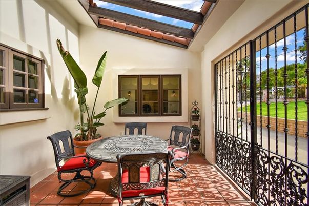 Exterior, Interior, Sun Room