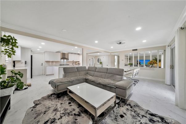 Interior, Kitchen, Living room, Marble, Recessed Lighting, Stainless Steel Appliances