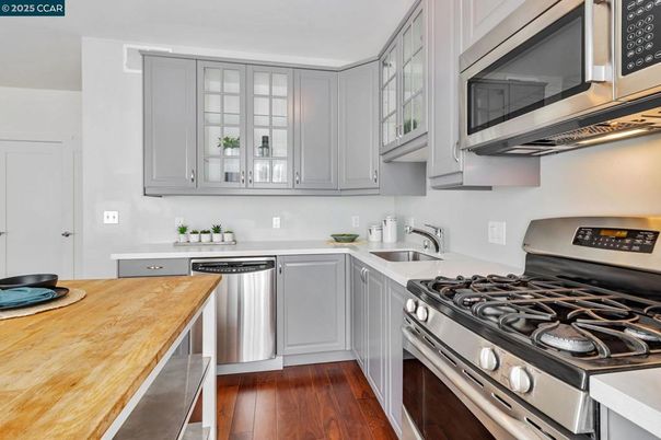 Interior, Kitchen, Stainless Steel Appliances, Wood Texture Flooring