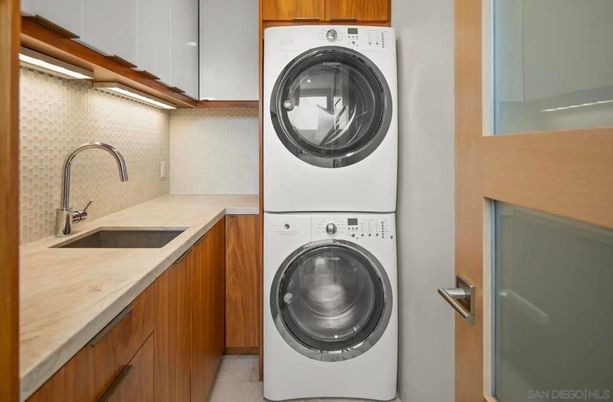 Interior, Utility Closets, Washer