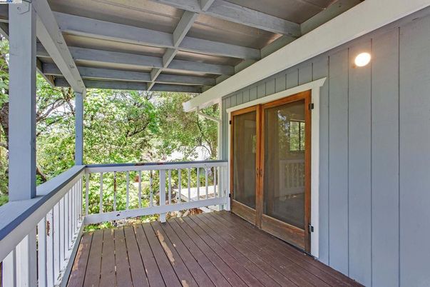 Exterior, Wood Texture Flooring