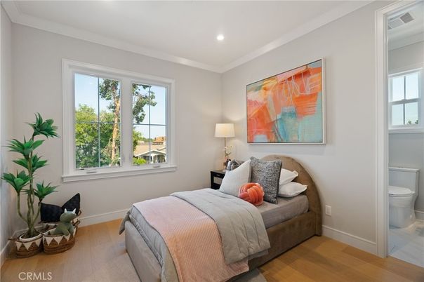 Bathroom, Bedroom, Interior, Recessed Lighting, Wood Texture Flooring