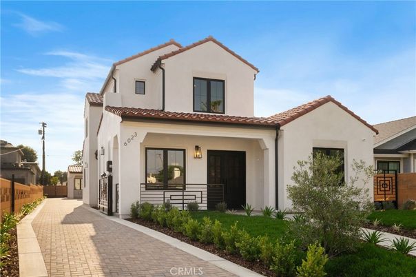 Exterior, Facade, Spanish Mediterranean