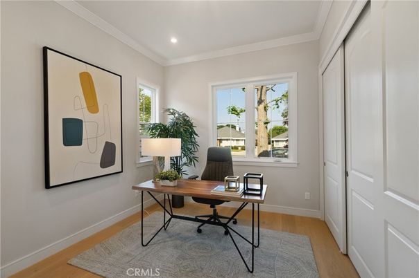 Home Office, Interior, Recessed Lighting, Wood Texture Flooring
