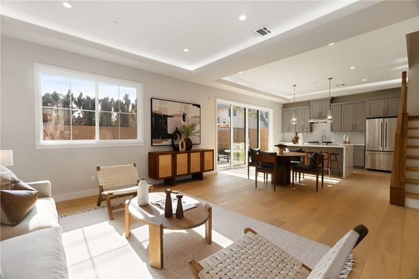 Dining room, Interior, Kitchen, Pendant Lights, Recessed Lighting, Stainless Steel Appliances, Wood Texture Flooring