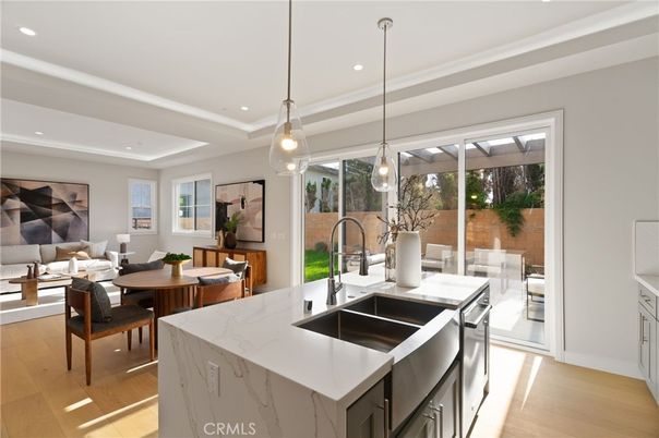 Dining room, Interior, Kitchen, Living room, Pendant Lights, Recessed Lighting, Wood Texture Flooring