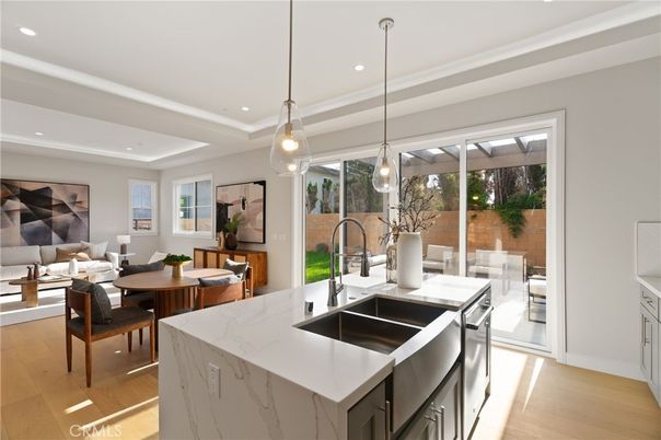 Dining room, Interior, Kitchen, Living room, Pendant Lights, Recessed Lighting, Wood Texture Flooring