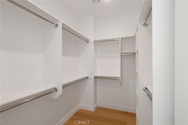 Interior, Walk-in Closets, Wood Texture Flooring