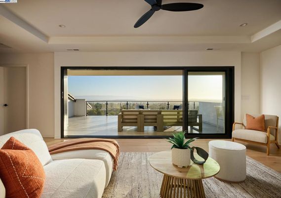 Interior, Living room, Recessed Lighting, Water, Wood Texture Flooring