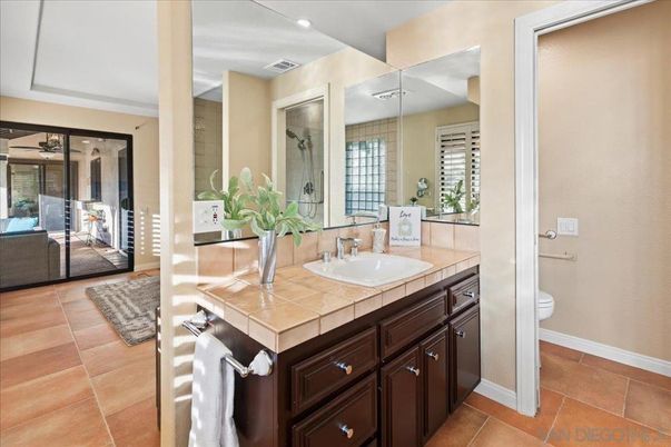 Bathroom, Interior, Recessed Lighting, Tile Countertops