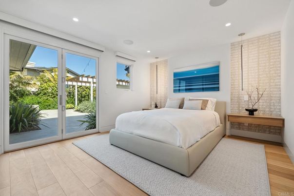 Bedroom, Interior, Pendant Lights, Recessed Lighting, Wood Texture Flooring