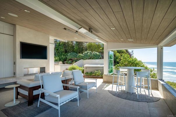 Exterior, Recessed Lighting, Water