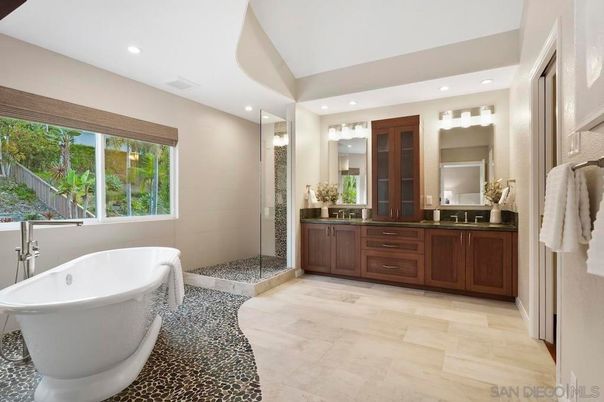 Bathroom, Dual Sink Vanities, Free Standing Baths, Glass Shower, Interior, Recessed Lighting