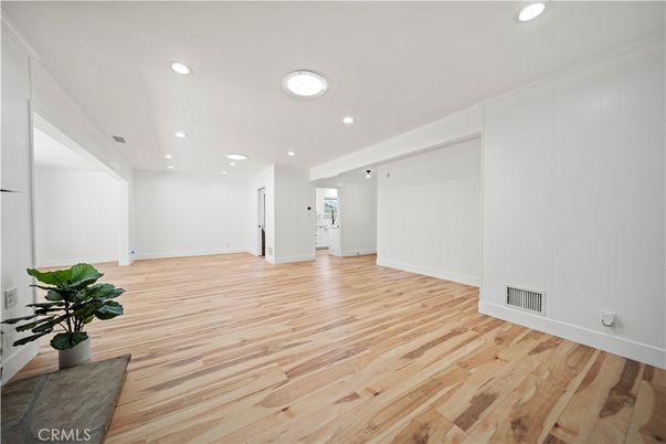 Empty room, Interior, Recessed Lighting, Wood Texture Flooring