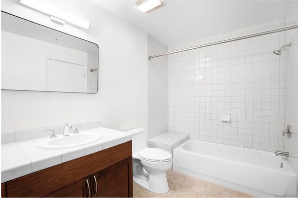 Bathroom, Interior, Tile Countertops