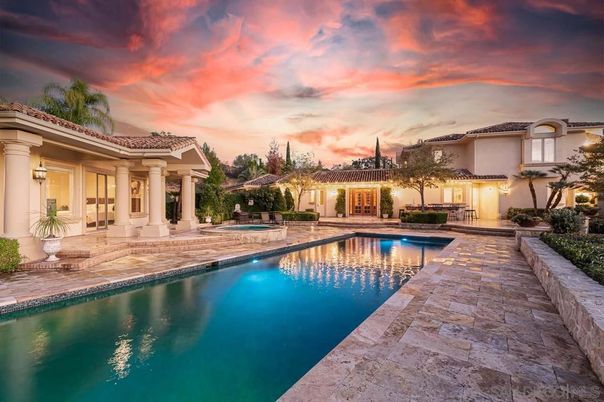 Exterior, Pool, Solar Panels