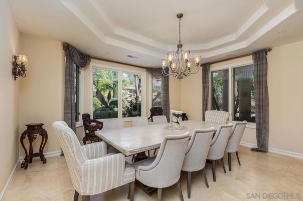 Chandelier, Dining room, Interior