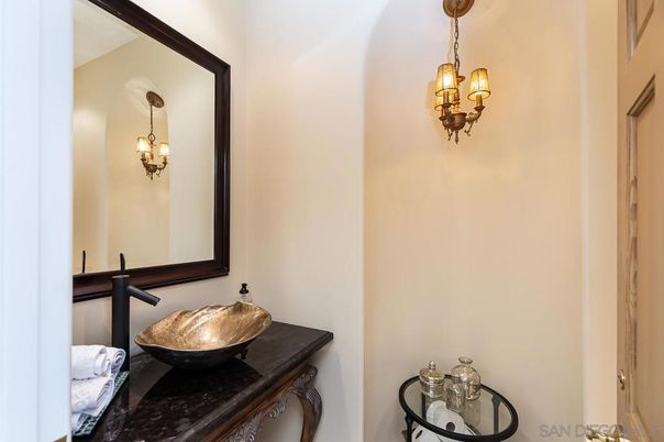 Bathroom, Interior, Pendant Lights
