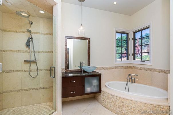 Bathroom, Glass Shower, Interior, Pendant Lights, Recessed Lighting