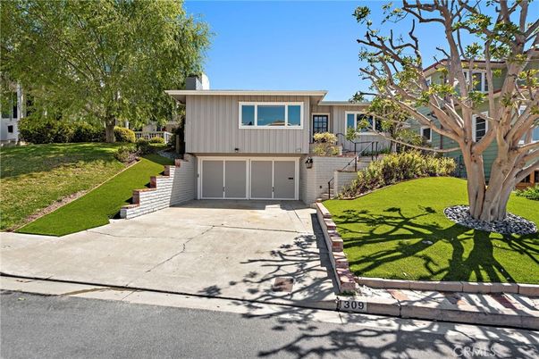 Attached, Exterior, Facade, Raised Ranch