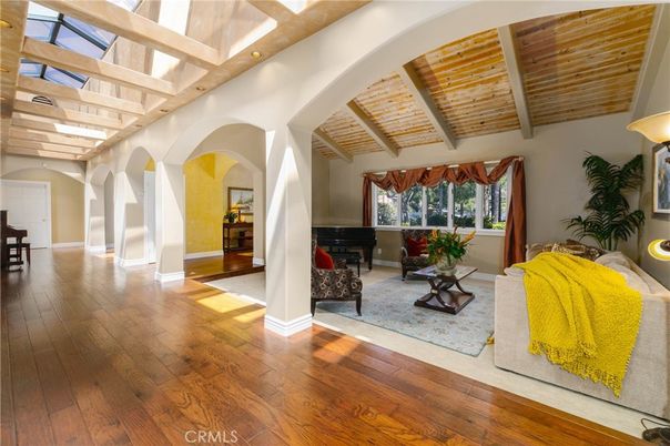 Interior, Living room, Piano, Wooden Beams, Wooden Ceilings, Wood Texture Flooring