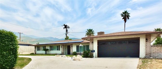 Attached, Exterior, Facade, Solar Panels, Ranch