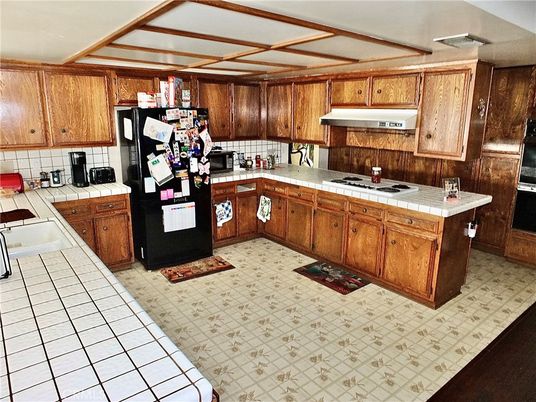 Interior, Kitchen, Tile Countertops