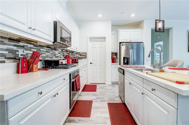 Interior, Kitchen, Pendant Lights, Recessed Lighting, Stainless Steel Appliances