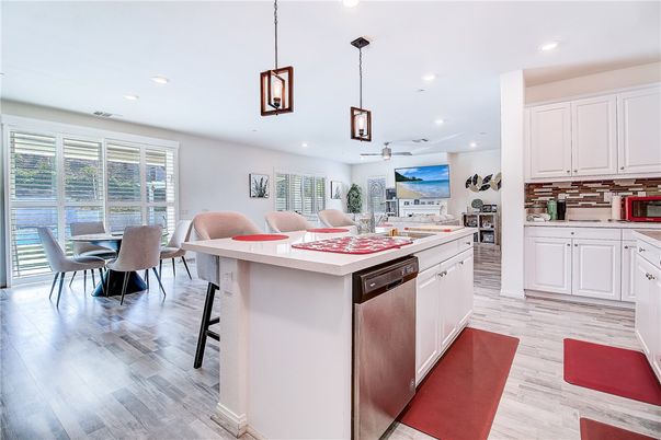 Dining room, Interior, Kitchen, Pendant Lights, Recessed Lighting, Wood Texture Flooring