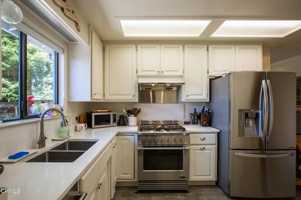 Interior, Kitchen, Stainless Steel Appliances