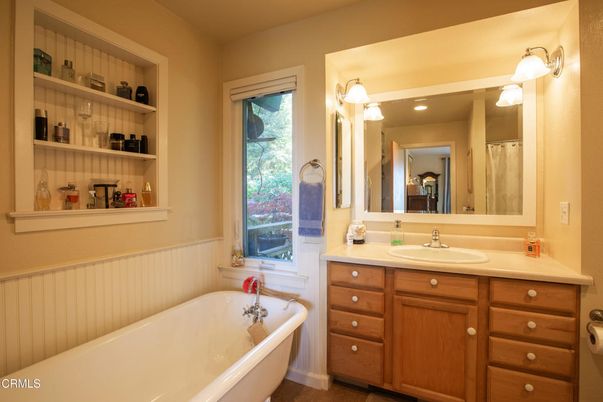 Bathroom, Free Standing Baths, Interior, Recessed Lighting