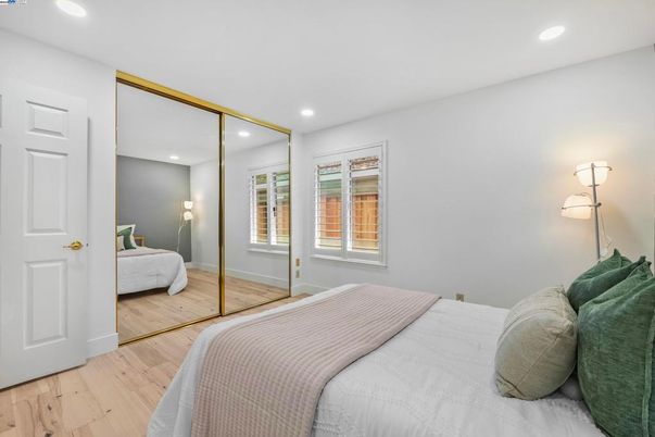 Bedroom, Interior, Recessed Lighting, Wood Texture Flooring