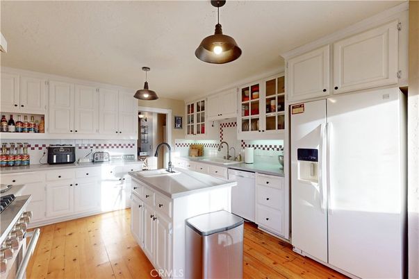 Interior, Kitchen, Pendant Lights, Stainless Steel Appliances, Wood Texture Flooring