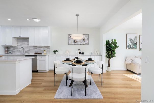 Dining room, Interior, Kitchen, Pendant Lights, Recessed Lighting, Wood Texture Flooring