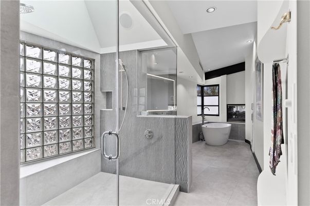 Bathroom, Free Standing Baths, Glass Shower, Interior, Recessed Lighting