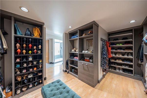 Interior, Recessed Lighting, Walk-in Closets, Wood Texture Flooring