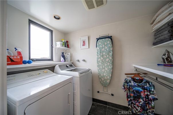 Interior, Recessed Lighting, Washer