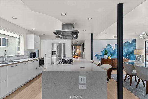 Dining room, Interior, Kitchen, Recessed Lighting, Stainless Steel Appliances, Wood Texture Flooring