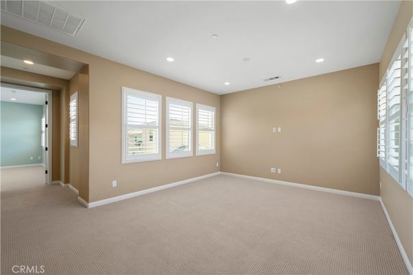 Empty room, Interior, Recessed Lighting
