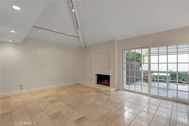 Empty room, Fireplace, Interior, Recessed Lighting