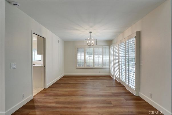 Empty room, Interior, Pendant Lights, Wood Texture Flooring