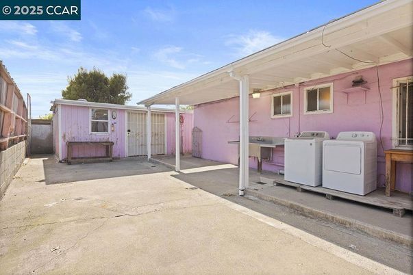 Exterior, Washer