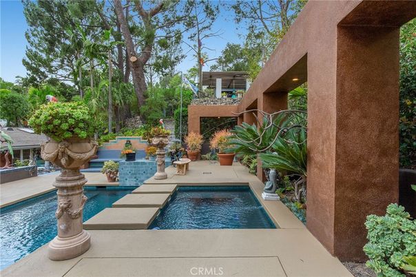 Exterior, Fireplace, Pool